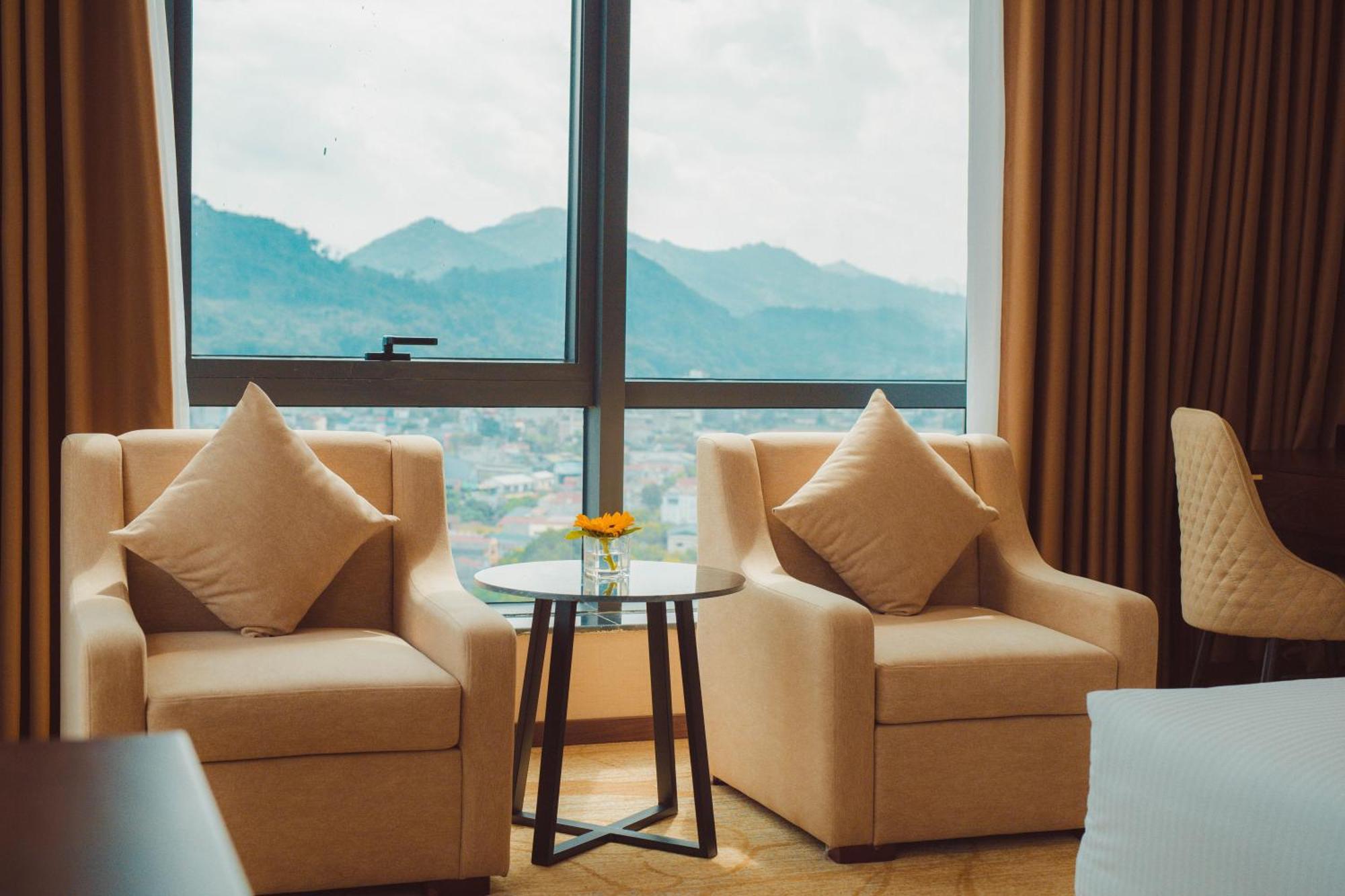 Muong Thanh Luxury กาวบั่ง ภายนอก รูปภาพ