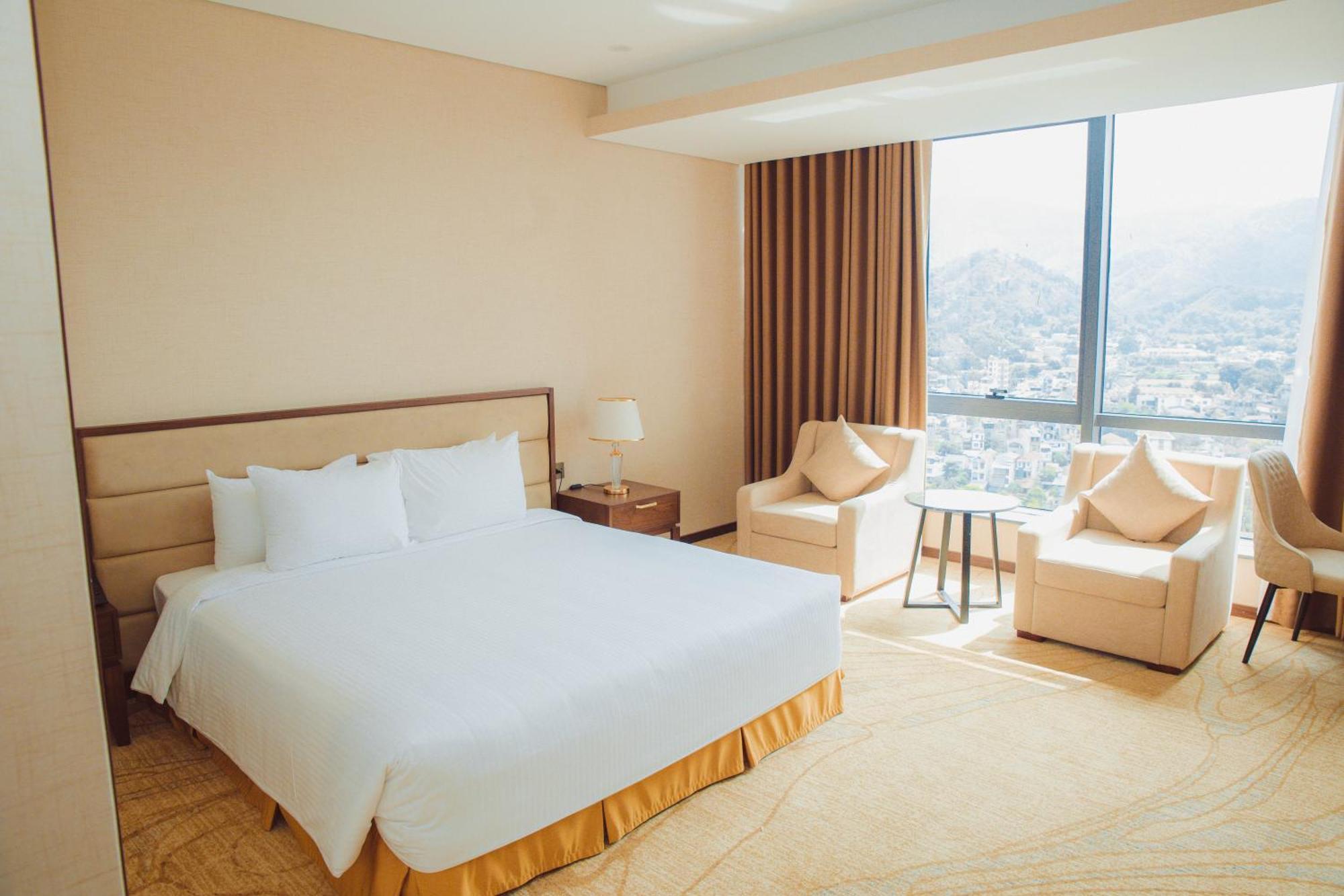 Muong Thanh Luxury กาวบั่ง ภายนอก รูปภาพ